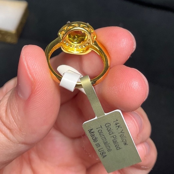 AAA Lab Tourmaline & White Sapphire Ring 14K Yellow Gold Plated Size 5 - Picture 4 of 6